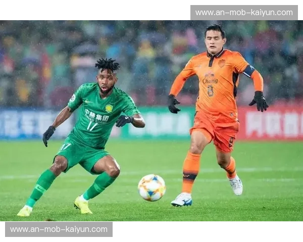 决战绿茵！国安能否在全北的钢铁防线下撕开一道口子？